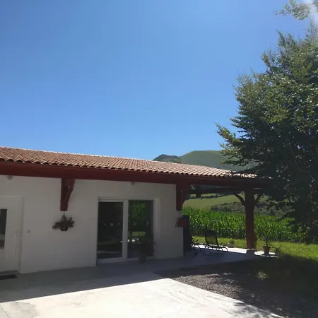 Eki-begia Holiday home Ainhice-Mongelos